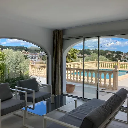 Villa Mit Privatem Pool 10 Minuten Vom Mit Kostenlosen Wifi