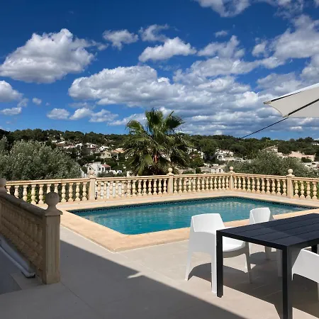 Mit Privatem Pool 10 Minuten Vom Mit Kostenlosen Wifi *