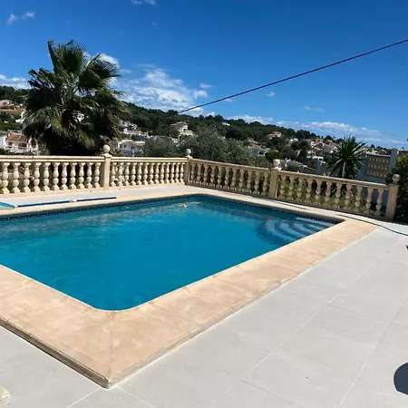 Mit Privatem Pool 10 Minuten Vom Mit Kostenlosen Wifi *